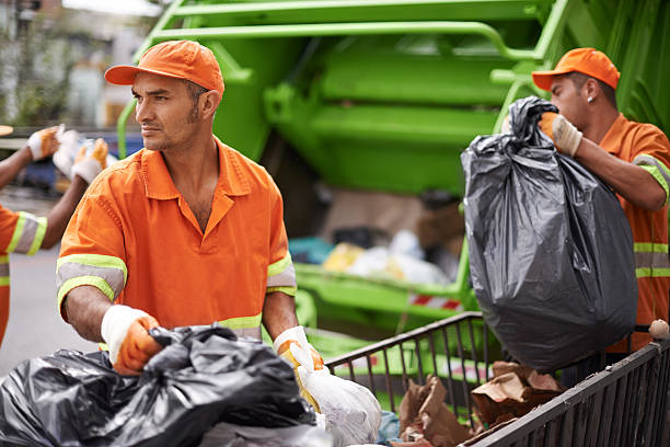 Best Garage Cleanout  in Mango, FL